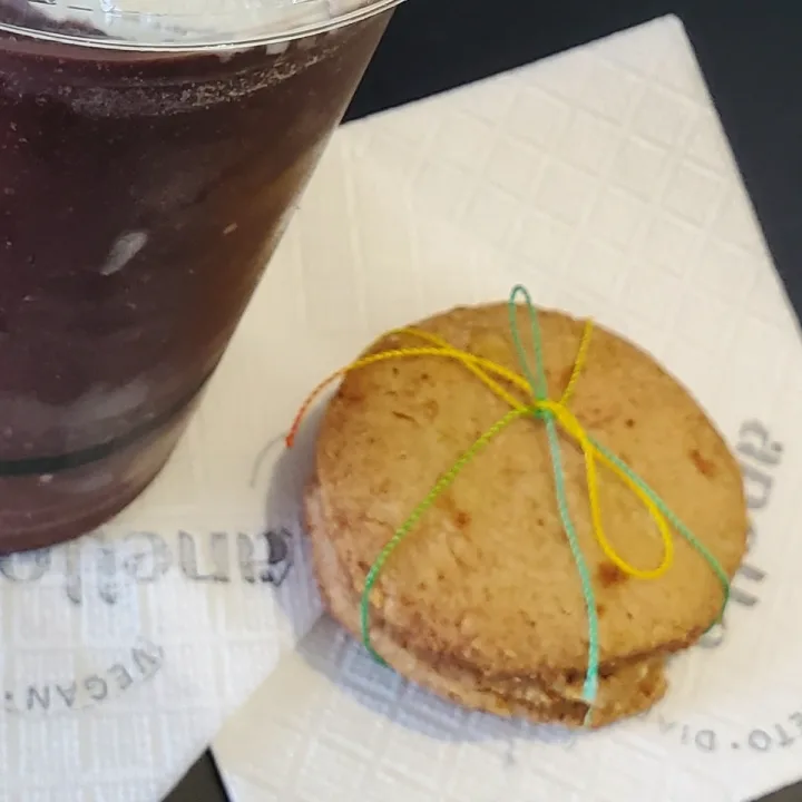 photo of Anello Gelato galletas de almendras shared by @mjimenasilva on  07 May 2023 - review