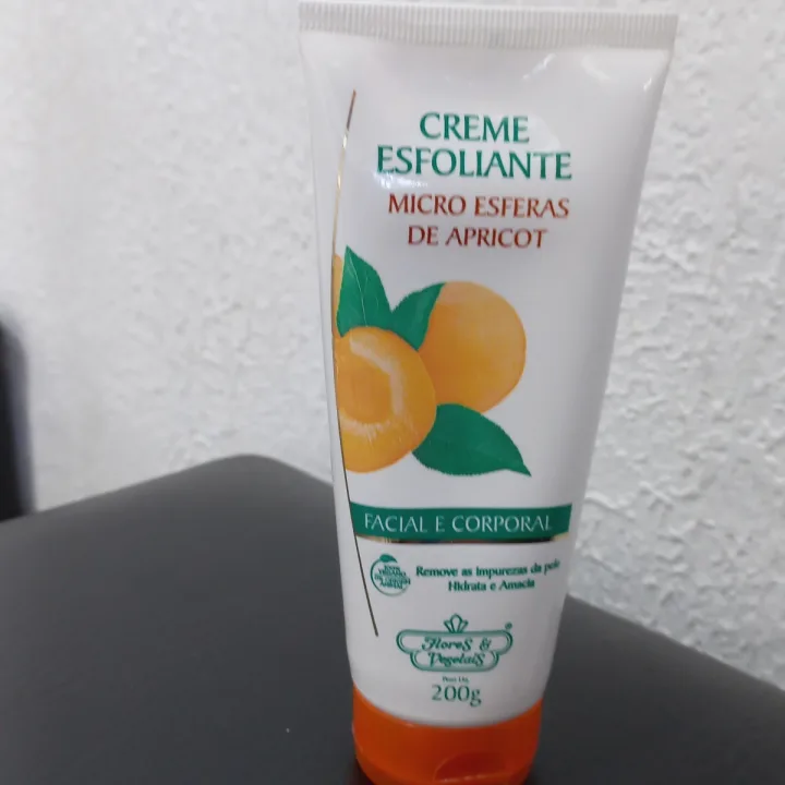 review photo of Flores & Vegetais creme esfoliante Micro Esferas De Apricot shared by @petflor1984 on 08 May 2023 - review