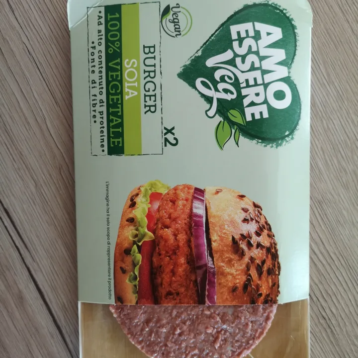 photo of Amo Essere Veg burger soia shared by @giudychan on  08 May 2023 - review