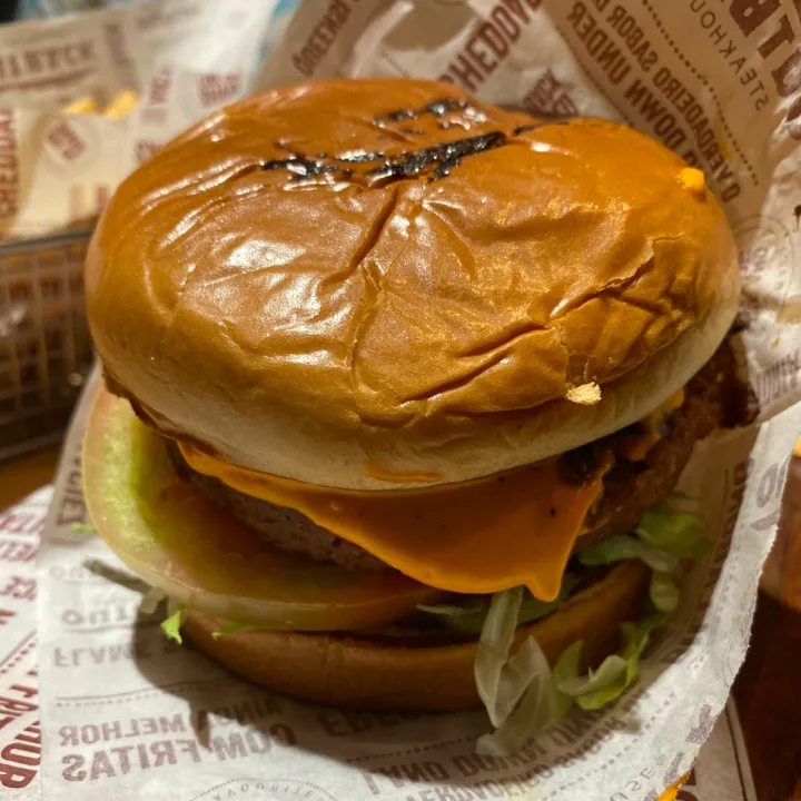 review photo of Outback Aussie Plant Burger shared by @tatianaconsoli on 21 May 2023 - review