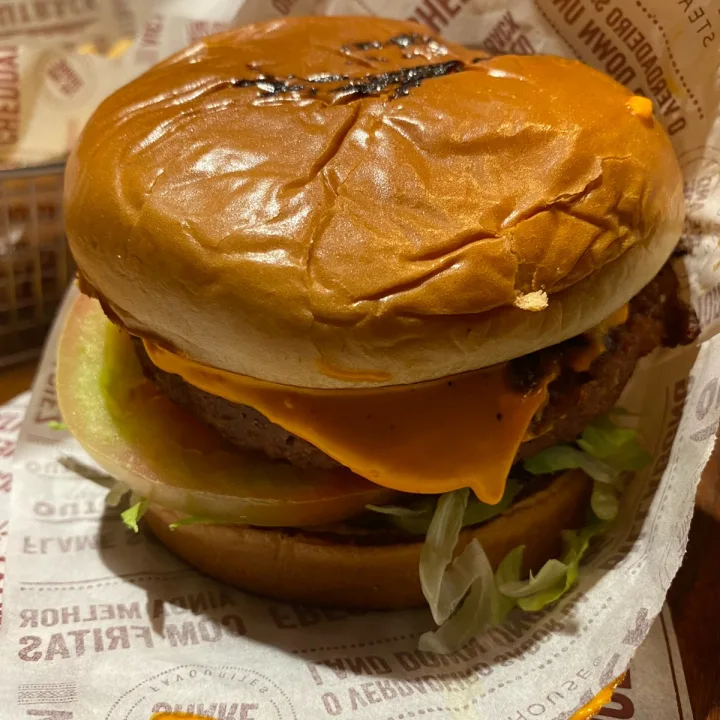 review photo of Outback Aussie Plant Burger shared by @tatianaconsoli on 21 May 2023 - review