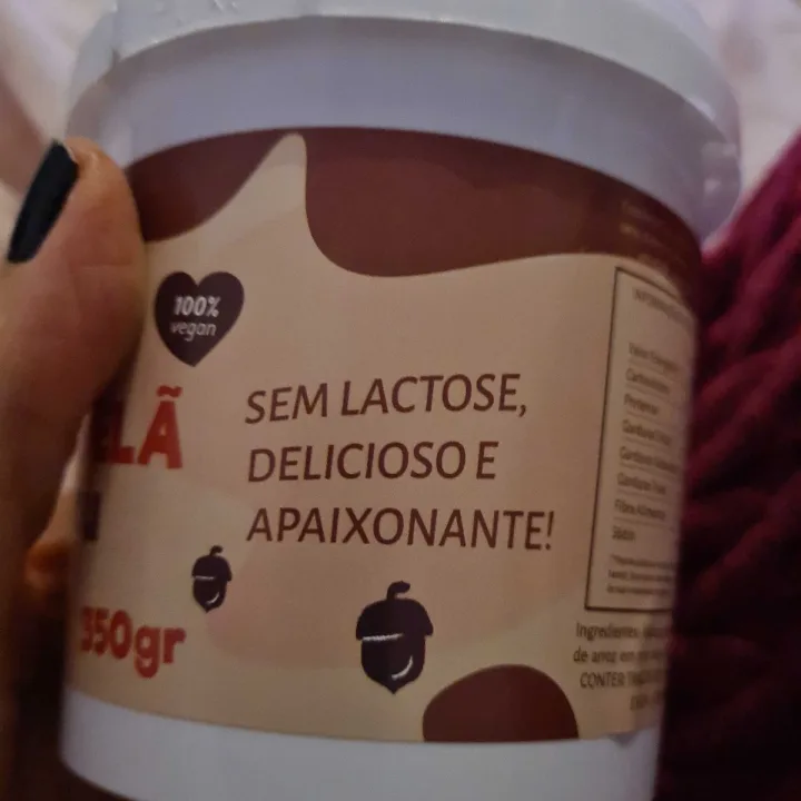 photo of Super Vegan Creme De Avelã shared by @claudiaaraujo on  30 May 2023 - review