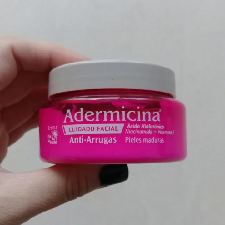 photo of adermicina Crema cuidado facial anti-arrugas shared by @pam-acuna on  12 Jun 2023 - review