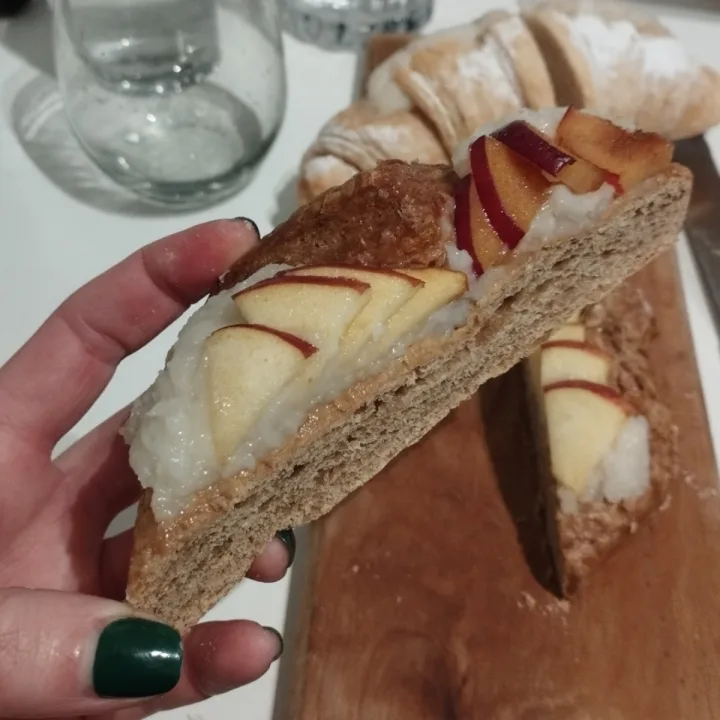 review photo of le panem villa del parque panaderia shared by @veritohosen on 07 Aug 2023 - review