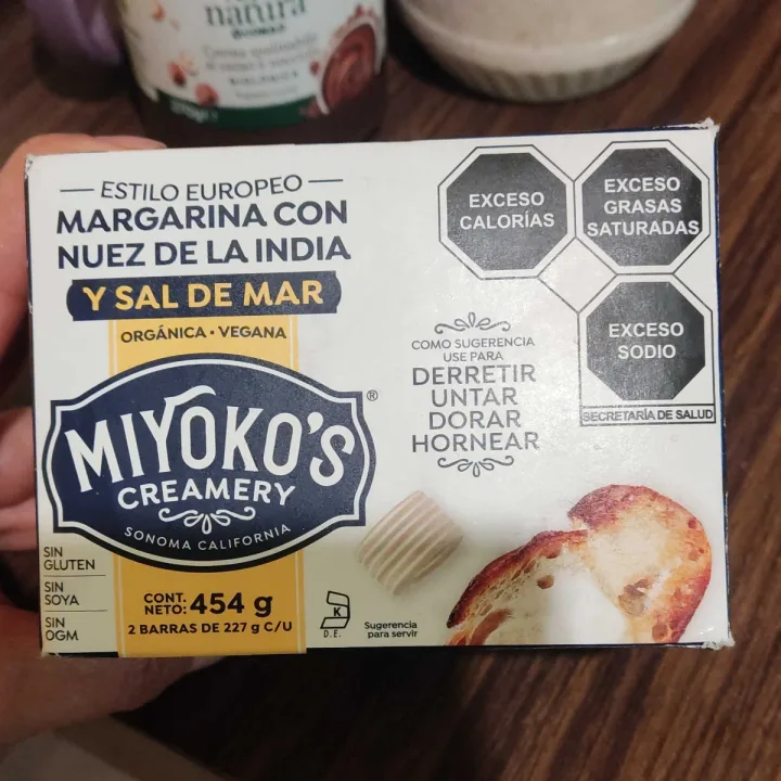 photo of Miyoko's Creamery margarina con nuez de la india y sal de mar shared by @yedazul on  28 Oct 2023 - review