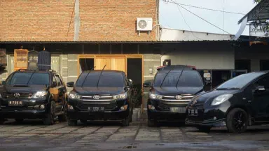 Travel Malang Juanda Innova