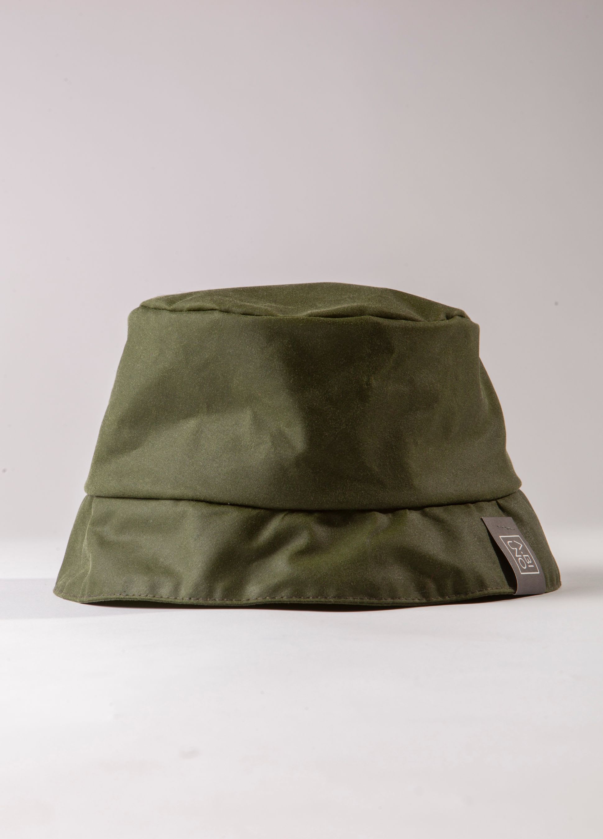 GREEN HAT