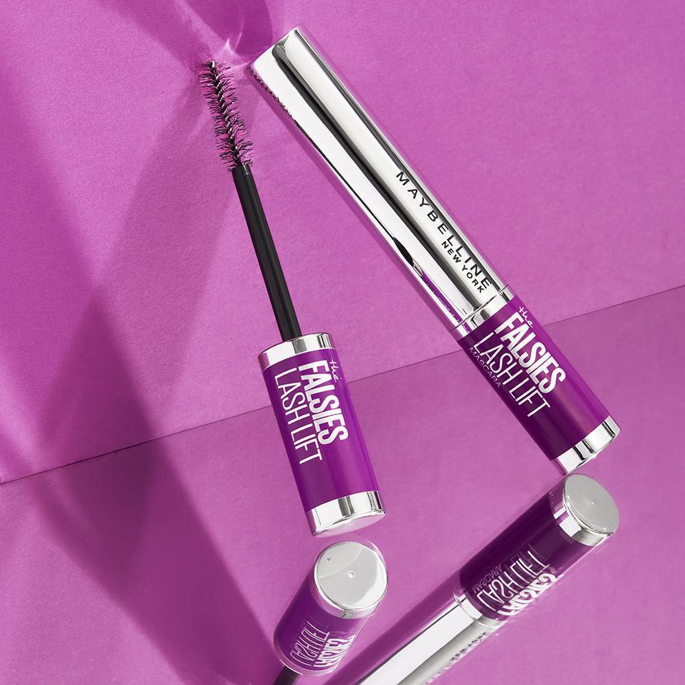 Maybelline New York The Falsies Lash Lift Washable Mascara-Dramatic Length And Volume + False Eyelash Effect thumbnail 5