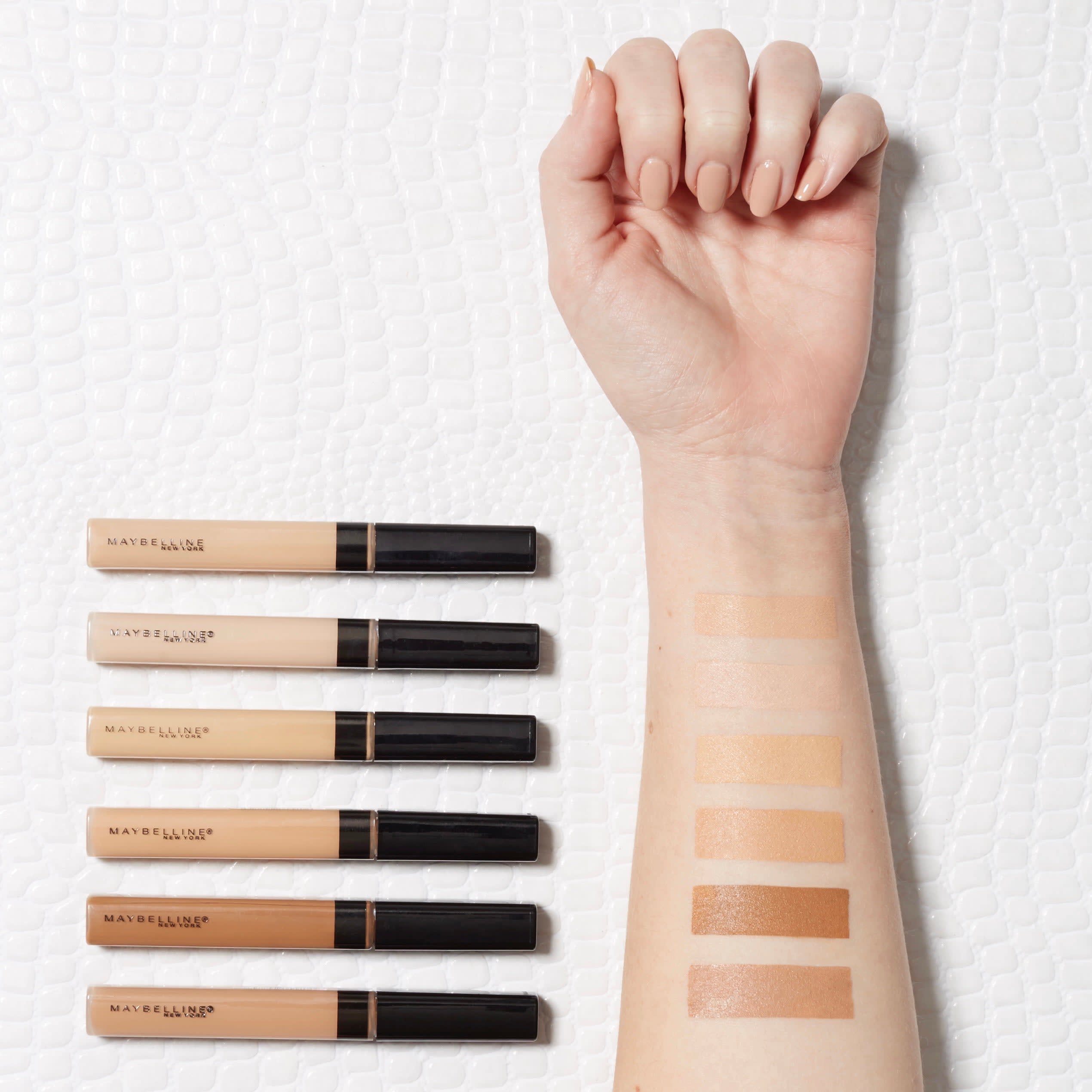 Maybelline New York Flawless Fit Me Concealer Oil and Fragrance-Free - Natural Coverage thumbnail 9