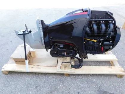 2023 Mercury Pro XS 150 HP 3.0L L4 Outboard Engine