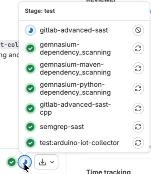 CI/CD-Pipeline-Status im MR – Tests und Security Scanning