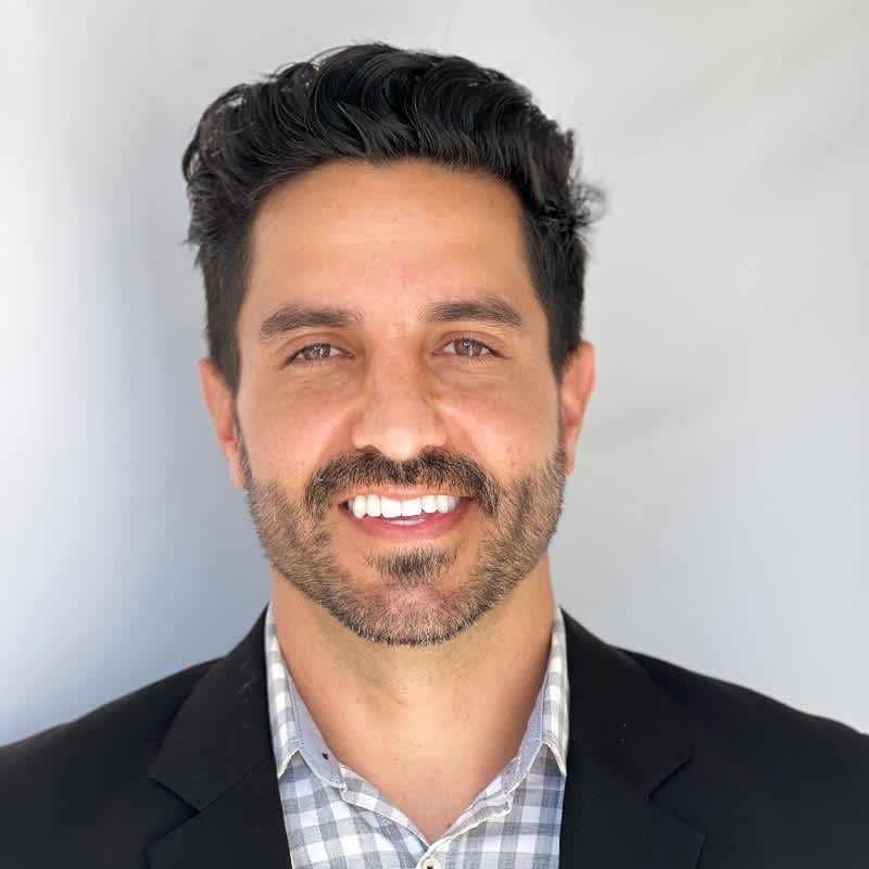 Stuart Moncada Photo