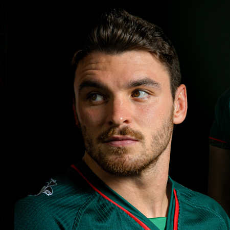 Il est là : Le maillot third