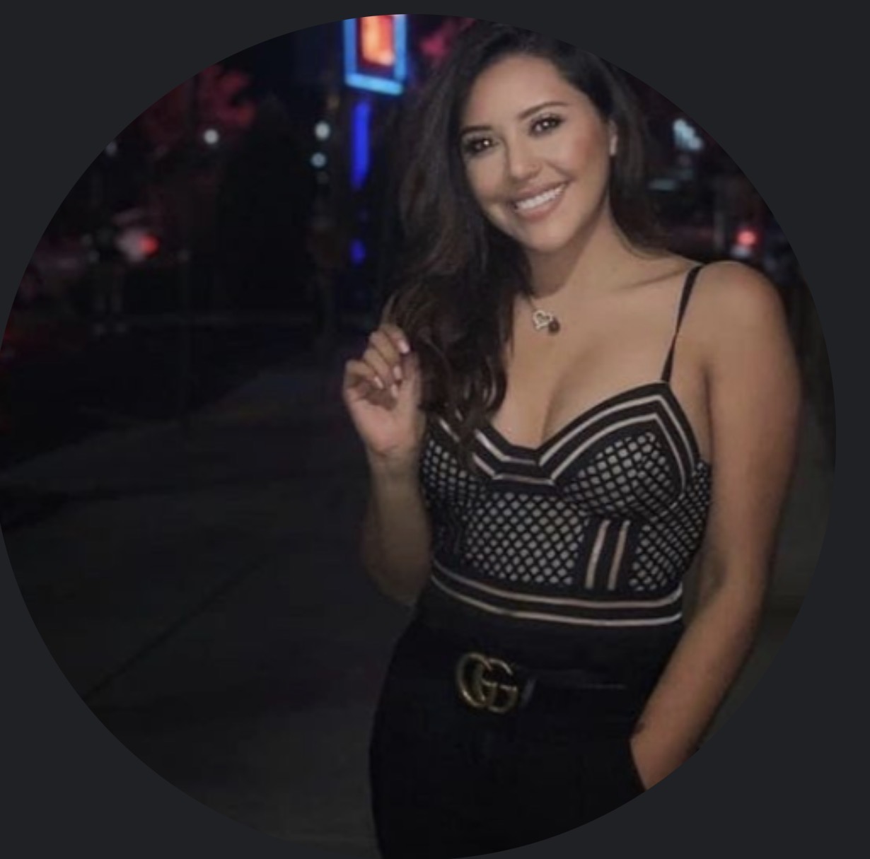 Kimmie, host