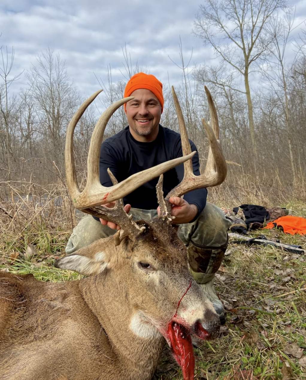 Fulton County Whitetail Buck Hunt — Big Game Hunting in West Unity, OH