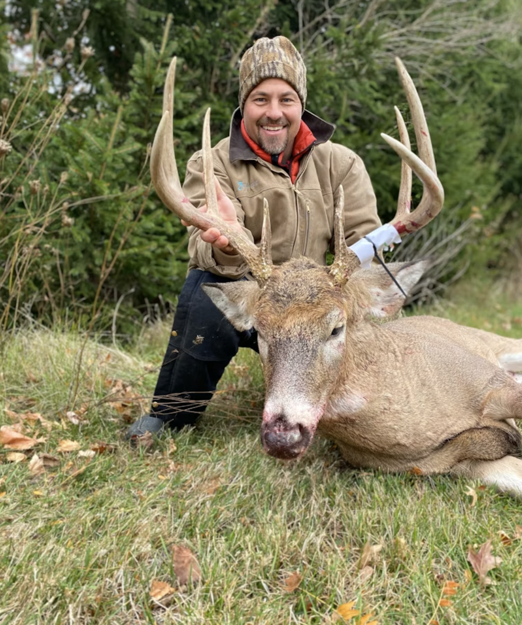 Fulton County Whitetail Buck Hunt — Big Game Hunting in West Unity, OH — photo 3