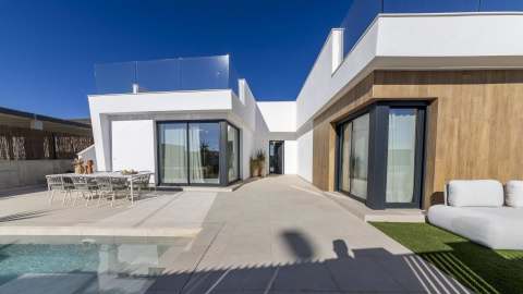 Ny villa med privat basseng – Altaona Golf Resort