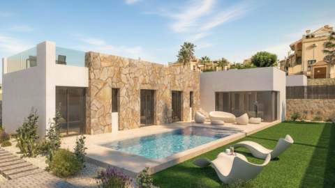 Nybygd villa med takterrasse – Privat basseng og 3 soverom