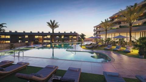 Nybygd leilighet med havutsikt – Fellesbasseng og 20 m² terrasse