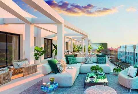 Ny leilighet med stor terrasse – 3 soverom og fellesbasseng