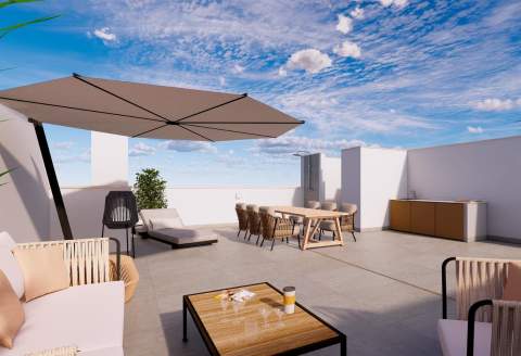 Nybygd rekkehus med takterrasse – Fellesbasseng og gangavstand til strand