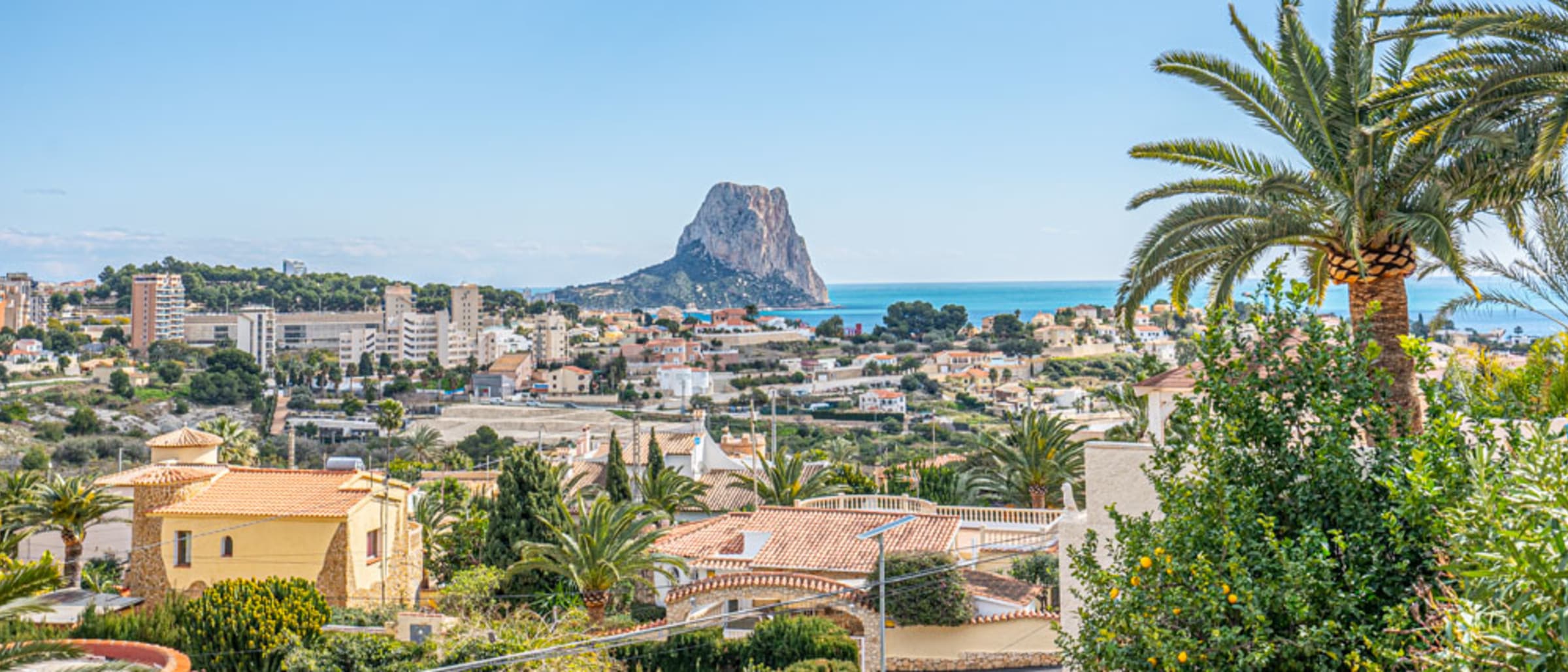 4223CAL Renovated villa with sea views and good rental potential for sale close to the center of Calpe - Image 1
