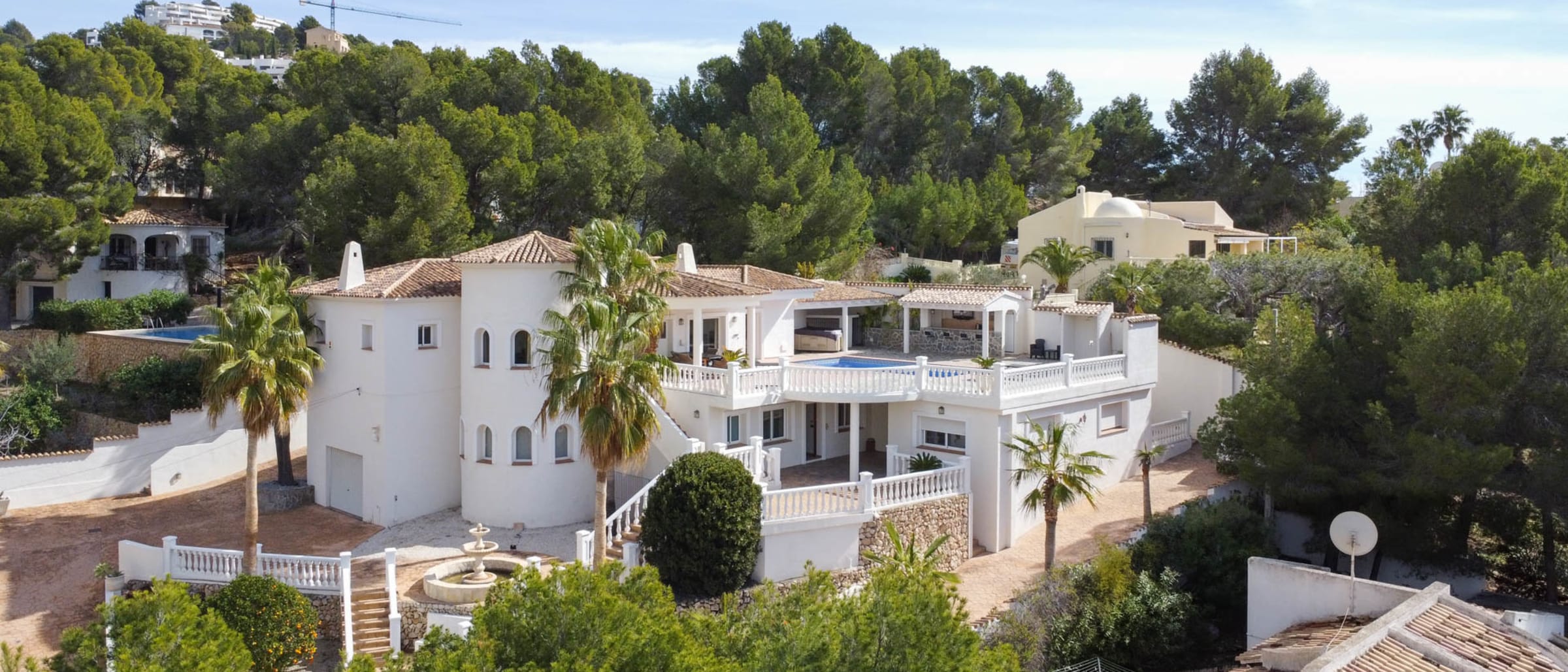 C3XY4484ALT Beautiful traditional villa located in Alhama Springs, Altea - Image 1