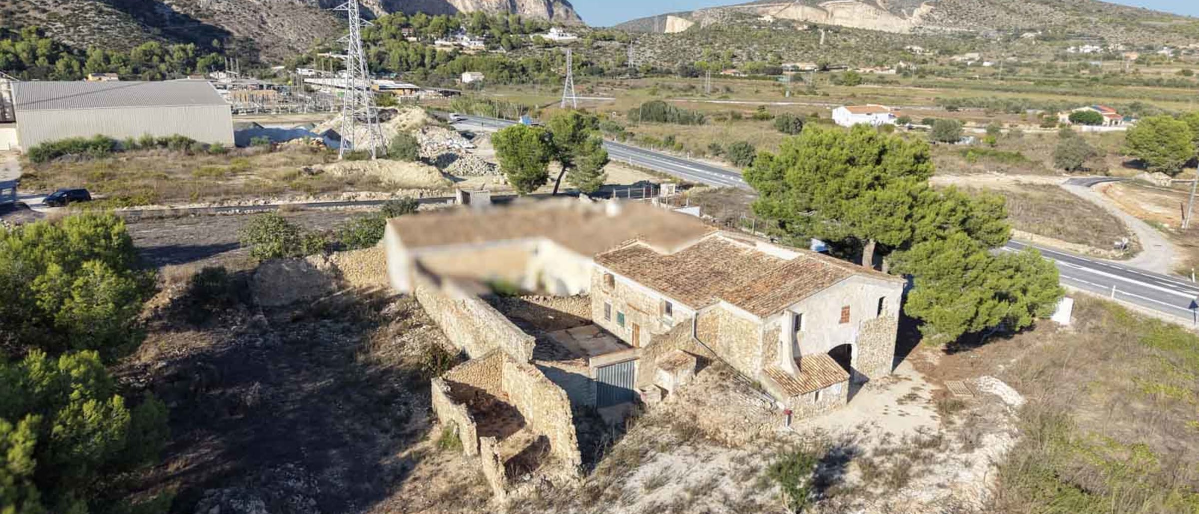 8307TEL Rustic semi-detached house to renovate with a large area of ​​land for sale in Teulada. - Image 1