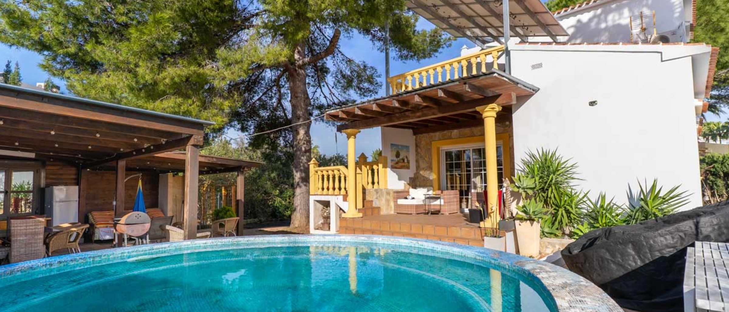 C4XY8326DEN Villa with sea views and close to the beach for sale in Denia. - Image 1
