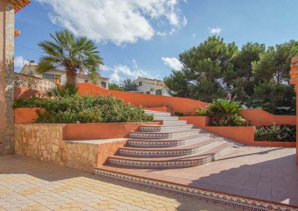 7016CAL Traditional family home for sale in Calpe - Image 6
