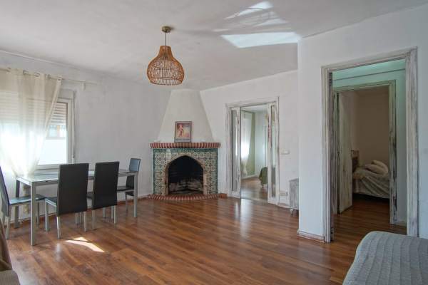 8293DEN Villa and business with partial sea views for sale in Las Rotas, Denia. - Image 3