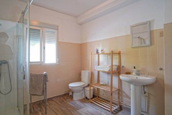 8293DEN Villa and business with partial sea views for sale in Las Rotas, Denia. - Image 6
