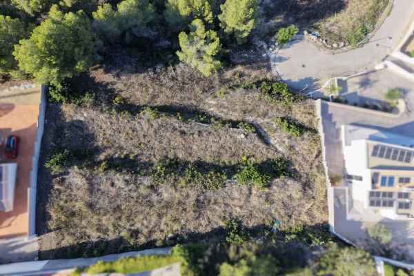 8304MOR Urban plot with open mountain views and partial glimpses of the sea, for sale in Moraira. - Image 3