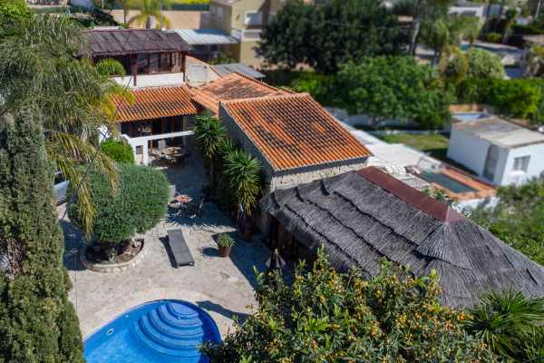 C3XY4641JAV Rustic villa with separate apartment for sale in Jávea - Image 2