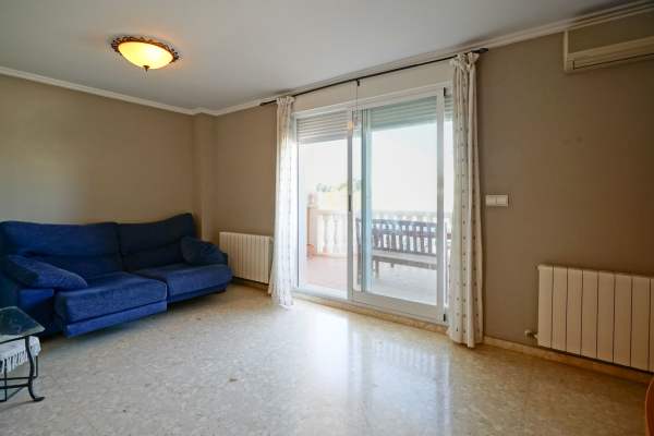 9008XAR Three-story semi-detached house for sale in La Xara. - Image 5