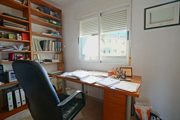 9008XAR Three-story semi-detached house for sale in La Xara. - Image 6