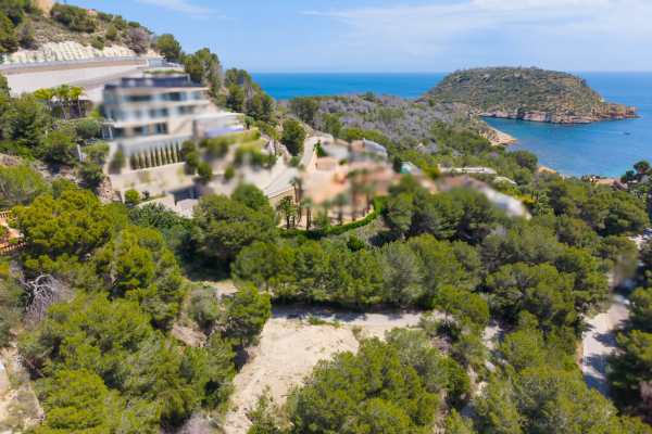 4649JAV Spacious plot for sale 300m from Portichol beach - Image 5