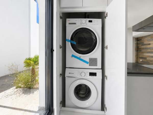 C3XY7121NUC Contemporary Villa with Private Pool for Sale in Polop de la Marina - Image 3