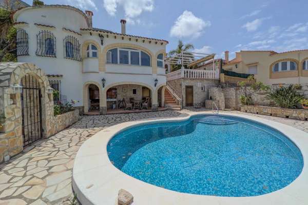 C4XY8333DEN Villa with swimming pool and panoramic sea view for sale in Denia. - Image 2