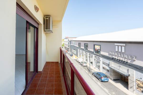 4662BEN Spacious 3-bedroom apartment for sale in the center of Benissa - Image 5