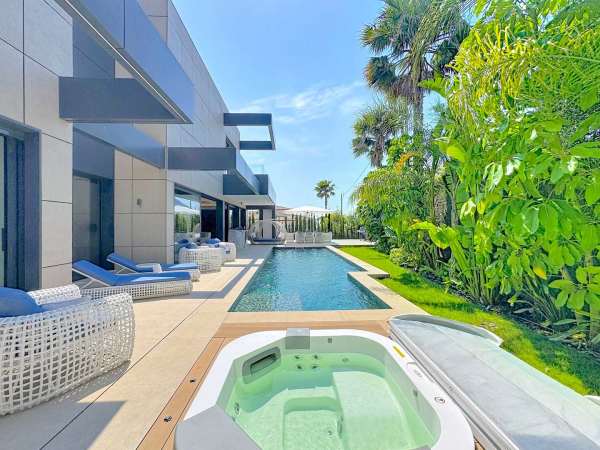 C3XY7123CAL Luxury Villa with Sea Views for Sale in Calpe - Image 3