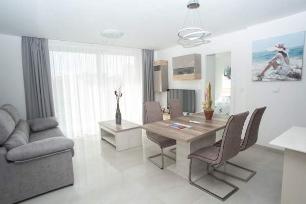 Apartment - Image 2
