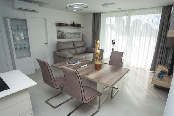 Apartment - Image 5
