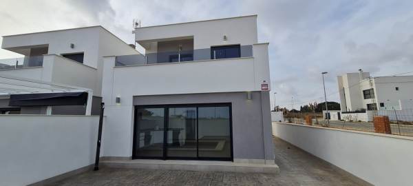 Villa - Image 2