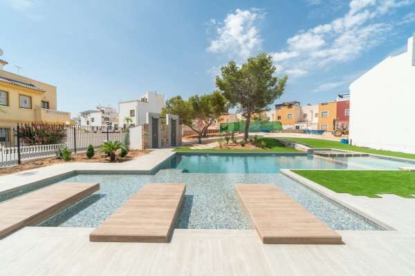 House - Image 3