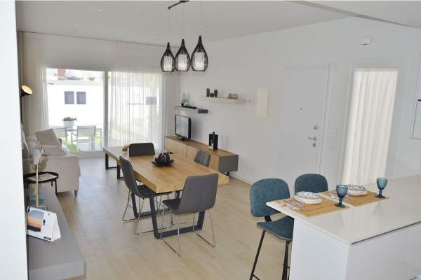 House - Image 3
