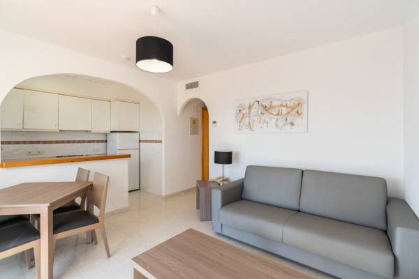 House - Image 3
