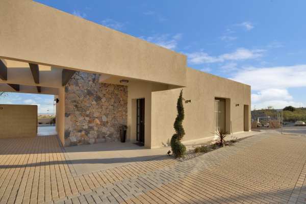 Villa - Image 6