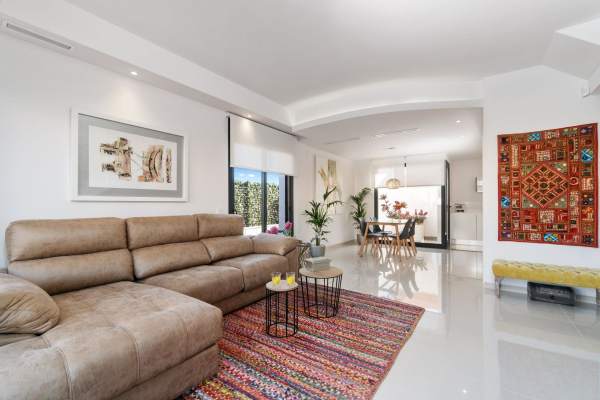 Villa - Image 5