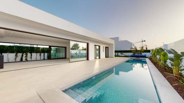Villa - Image 4